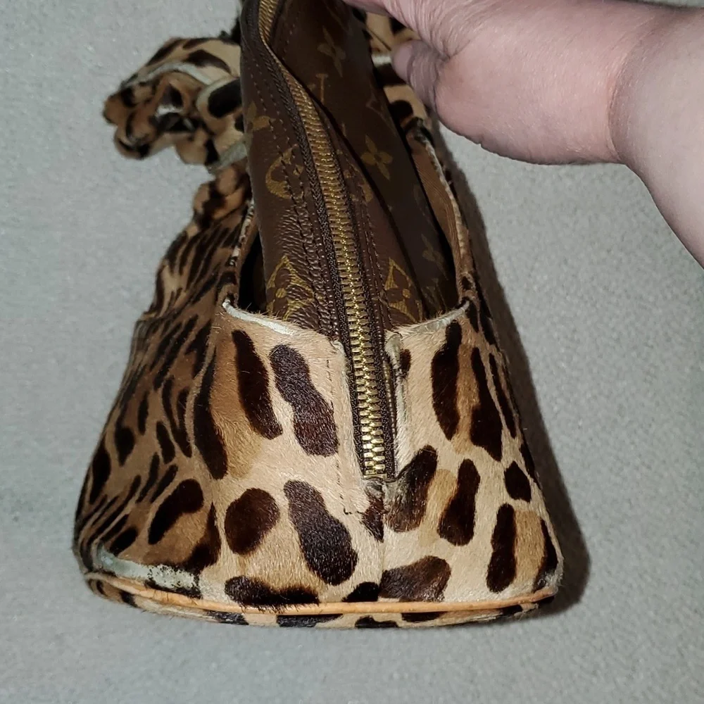 Louis Vuitton Monogram Alma Alaia Vintage Pony Hair Limited Edition - Picture 13 of 16